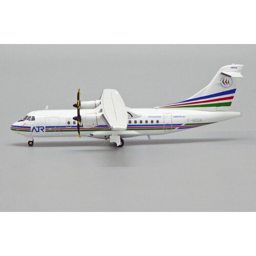 JC Wings 1:200 Aerospatile-Aeritalia House Color ATR-42-300