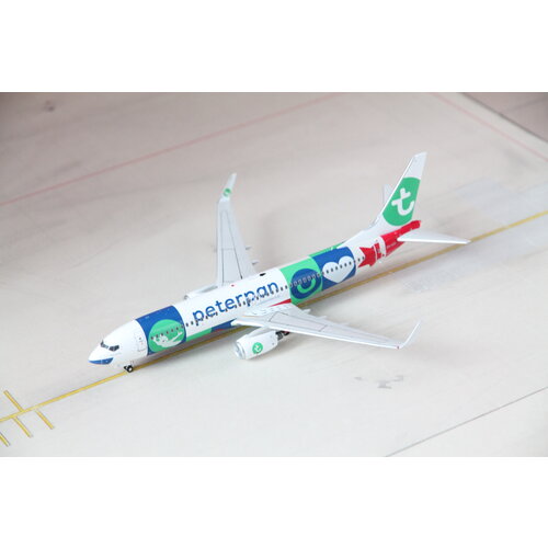 JFox 1:200 Transavia "Peter Pan" Wilco Van Elk B737-800 JFox 1:200 Transavia "Peter Pan" Wilco Van Elk B737-800