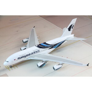 JC Wings 1:200 Malaysia Airlines A380