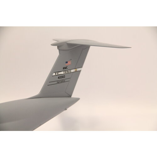 Gemini Jets 1:200 United States Air Force (USAF) Lockheed C-5M Super Galaxy