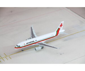 TAPポルトガル航空 A320 CS-TNC 1/200 TAPポルトガル航空 A320 CS-TNC 1/200 お取り寄せ商品】1/200