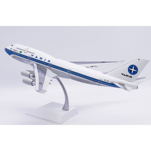 JC Wings 1:200 Lufthansa B747-400 -FLAPS DOWN + Aviationtag