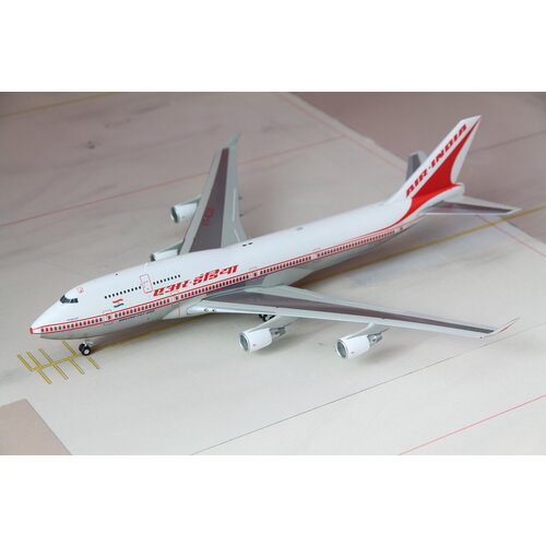 JC Wings 1:200 Air India B747-400