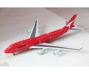 航空機・ヘリコプター JC Wings 1:200 QANTAS B747-400 VH-OEJ JC WINGS 1/200 (ダイキャスト製) 747-400 カンタス航空 