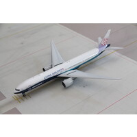 1:200 China Airlines B777-300