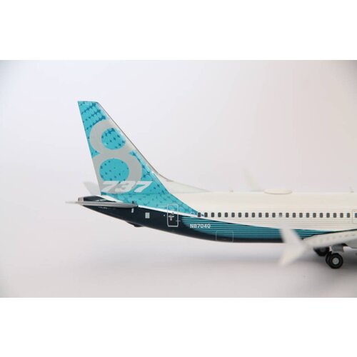 JC Wings 1:200 Boeing House color B737-8MAX