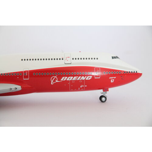 JC Wings 1:200 Boeing House Color B747-8i