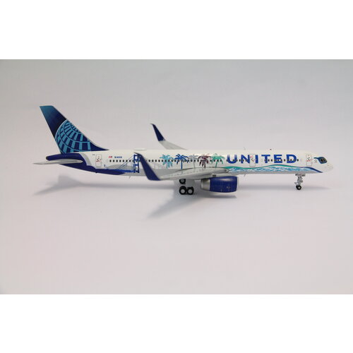 JC Wings 1:200 United Airlines "Her Art Here - California" B757-200
