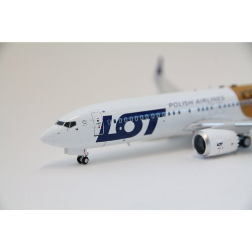 Inflight 1:200 LOT "100 Years Krosno Glass" B737-MAX 8