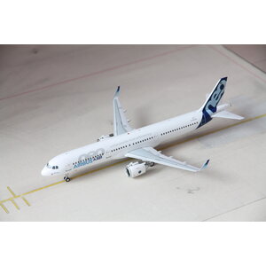 Aviation 200 1:200 Airbus House Color A321neo