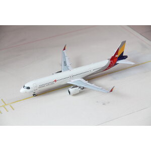 Inflight 1:200 Asiana Airlines A321neo