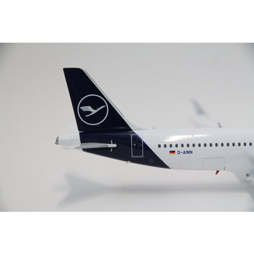 JFox 1:200 Lufthansa A320neo