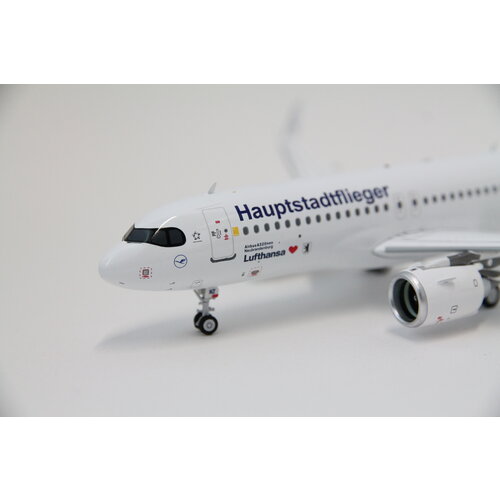 JFox 1:200 Lufthansa "Hauptstadtflieger" A320neo