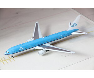 jfox-1200-klm-b767-306er.jpg