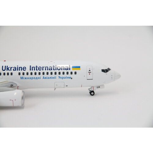 JFox 1:200 Ukraine International Airlines B737-800