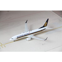 1:200 Singapore Airlines B737-800