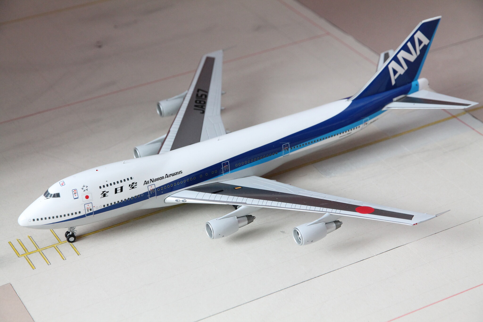 inflight200 全日空（ANA）B747SR-100 1/200 $_57.JPG?set_id=8800005007