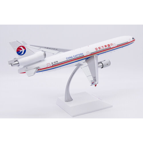 JC Wings 1:200 China Eastern Airlines MD-11