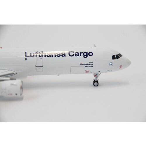 JFox 1:200 Lufthansa Cargo A321