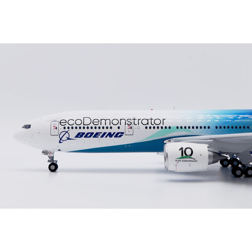 JC Wings 1:200 Boeing House Color "Eco Demonstrator Livery" B777-200
