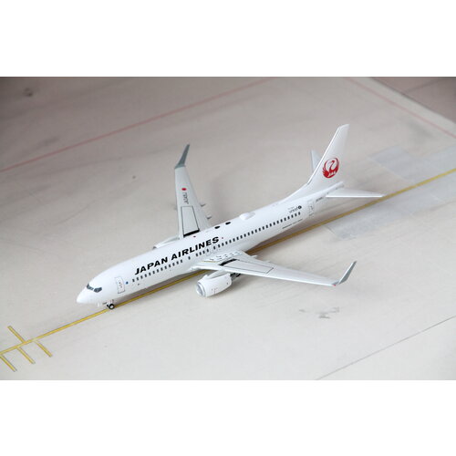 JFox 1:200 JAL Japan Airlines B737-800 JFox 1:200 JAL Japan Airlines B737-800