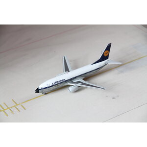 JC Wings 1:200 Lufthansa B737-300