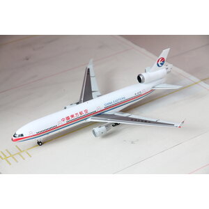 JC Wings 1:200 China Eastern Airlines MD-11