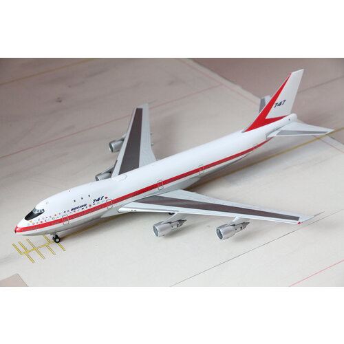 JC Wings 1:200 Boeing House Color B747-100 JC Wings 1:200 Boeing House Color B747-100