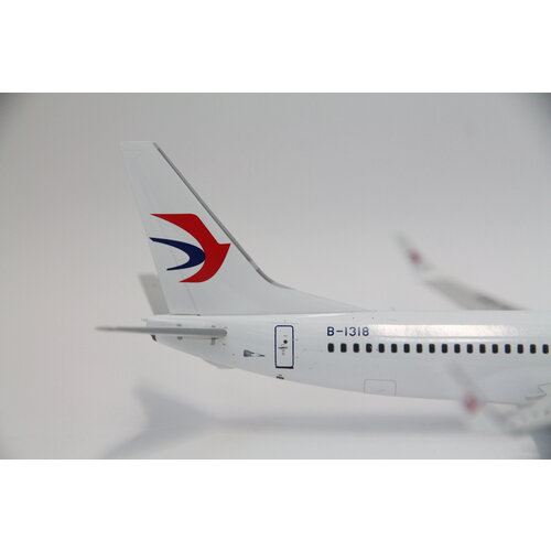 Aviation 200 1:200 China Eastern B737-800