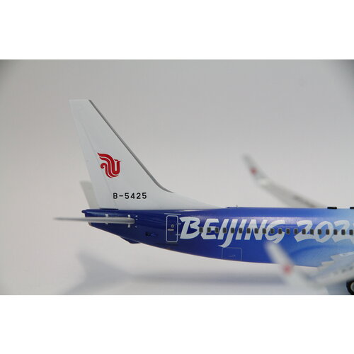 Aviation 200 1:200 Air China "Beijng Olympics 2022" B737-800