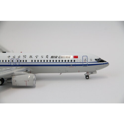 Aviation 200 1:200 Air China B737-800