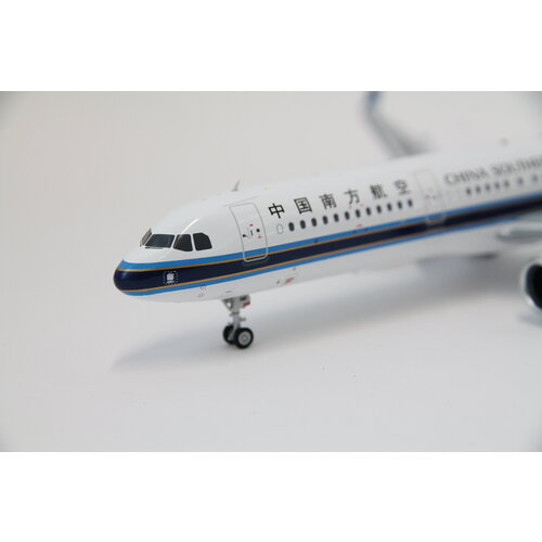 Aviation 200 1:200 China Southern A321neo