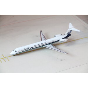 JC Wings 1:200 McDonnell Douglas House Color MD-90