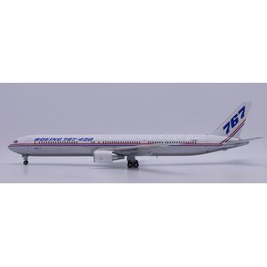 JC Wings 1:200 Boeing House Color B767-400