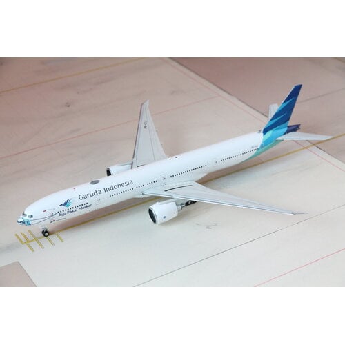 JC Wings 1:200 Garuda Indonesia “Ayo Pakai Masker" B777-300ER