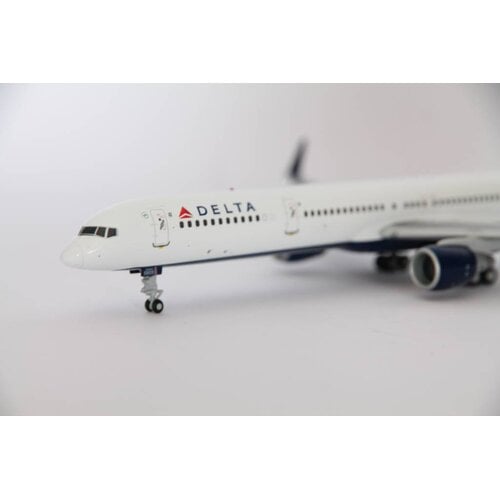 Gemini Jets 1:200 Delta Air Lines B757-300