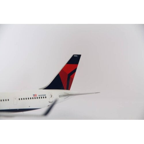 Gemini Jets 1:200 Delta Air Lines B757-300