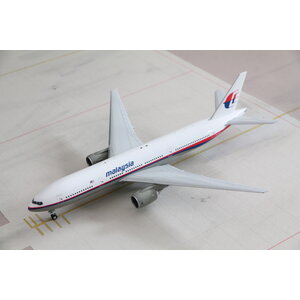 JC Wings 1:200 Malaysia Airlines B777-200