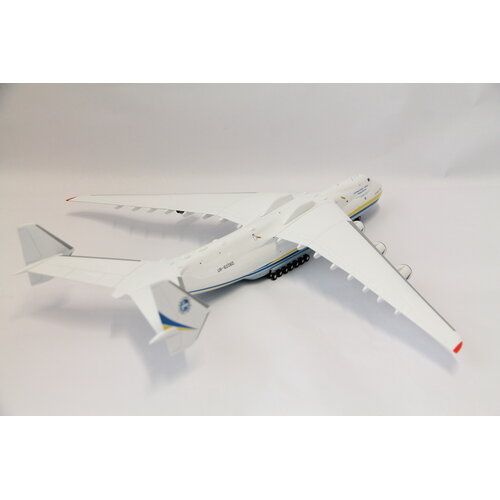 Gemini Jets 1:200 Antonov Design Bureau Antonov AN-225 Mriya
