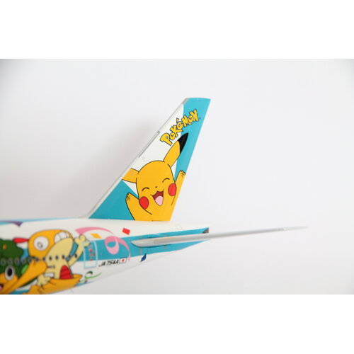 JC Wings 1:200 ANA "Pokemon Peace Jet" B777-300 JC Wings 1:200 ANA "Pokemon Peace Jet" B777-300