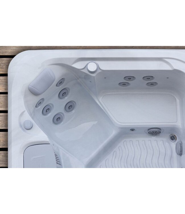 Luxe spa - Model Brook