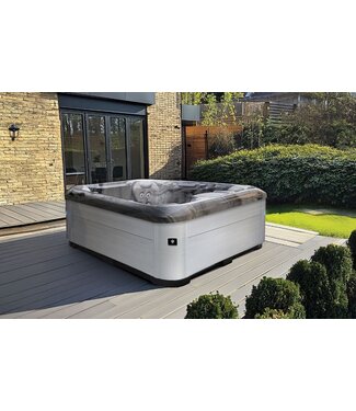 Luxe spa - Model Cove