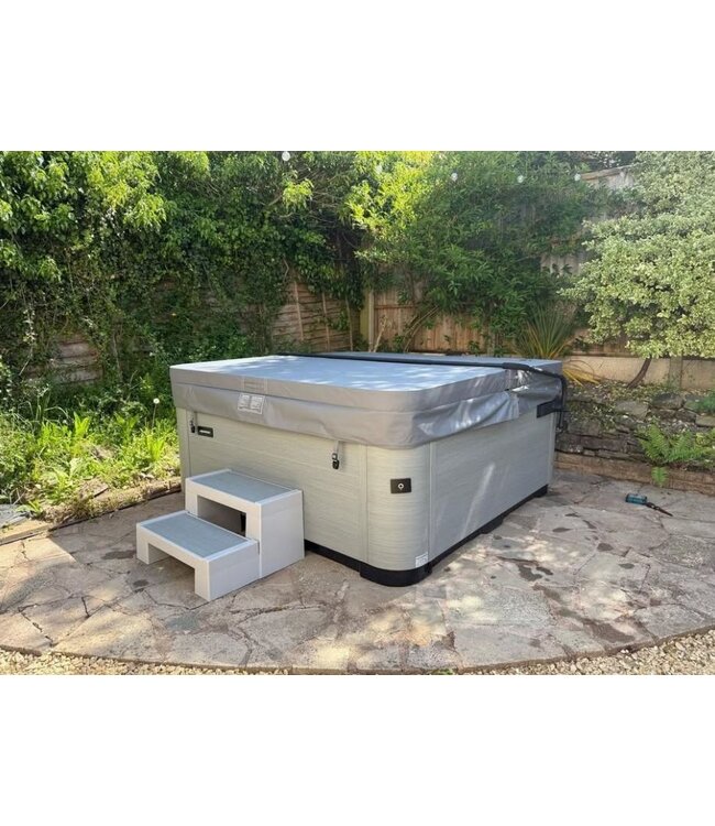 Luxe spa - Model Cove