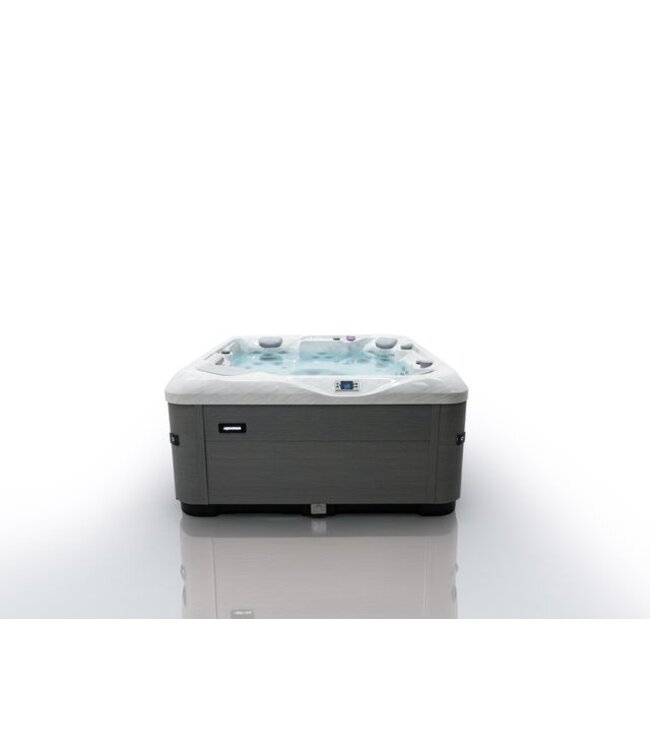 Luxe Spa - Model Aspen