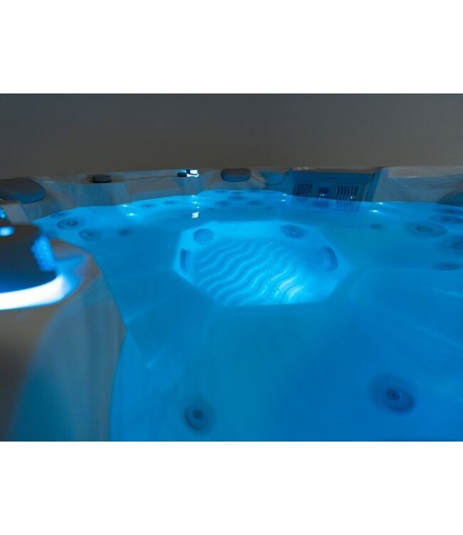 Luxe Spa - Model Calma