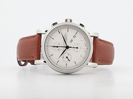 Mühle Glashütte Mühle Glashütte Teutonia II M1-30-90 White Dial 99% New Full Set