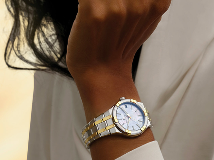 Maurice Lacroix Aikon Duotone Date Diamonds Quartz 35MM Maurice Lacroix Aikon Duotone Date Diamonds Quartz 35MM