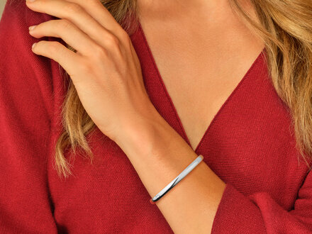 glow Bangle zilver armband 104.1156.06 glow Bangle zilver armband 104.1156.06