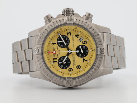 Rolex Breitling Avenger E73360 Titanium Yellow Dial Like New Full Set