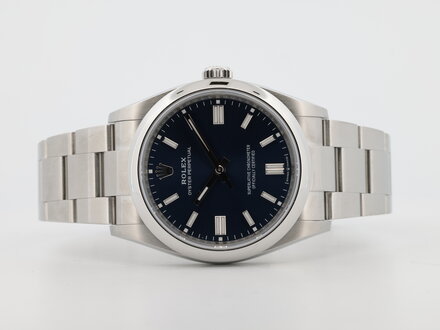 Rolex Rolex Oyster Perpetual 36 126000 Blue Dial 99% New Full Set